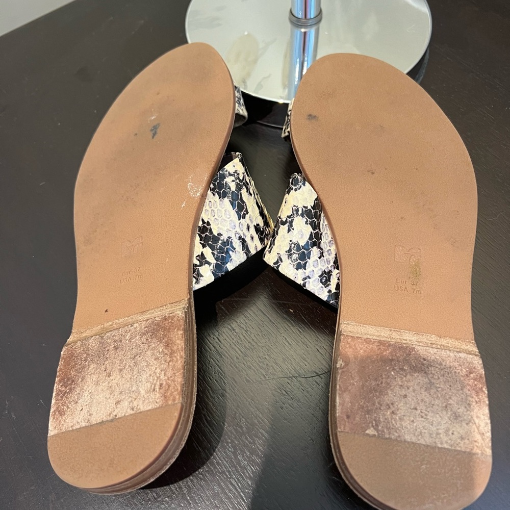 DIANE VON FURSTENBURG Snake Print Sandals - Picture 2 of 11